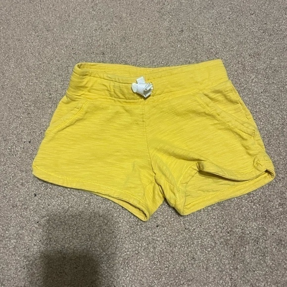 Cat & Jack yellow children’s shorts size 5T - Picture 1 of 6